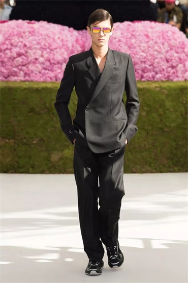 Dior Homme 2019春夏系列男装秀